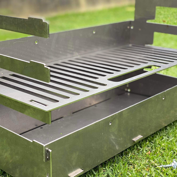 Portable flat-pack bbq grill