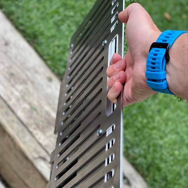 Portable flat-pack bbq grill